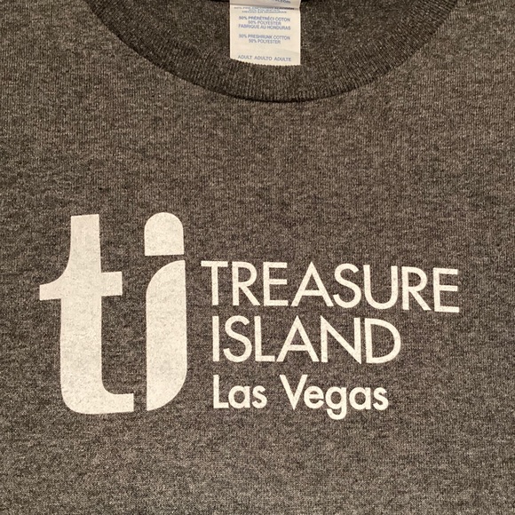 NWOT - Men's Charcoal Gray Round Neck Short Sleeve Las Vegas Souvenir Tee - Sz L - Picture 3 of 7